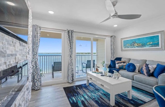 Sunset Paradise - Find yourself in Tampa