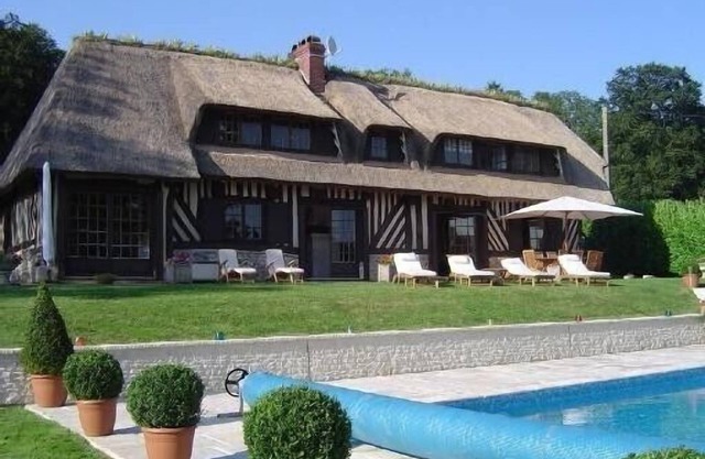 Superb Villa with pool, near Deauville former cider mill