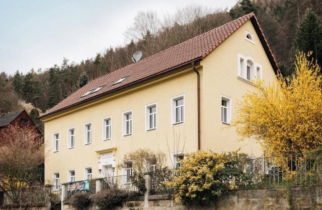 Super apartment for up to 6 people in Königstein, right next to the fortress.