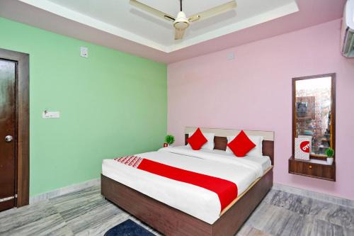 Super Collection O Aryan hotel