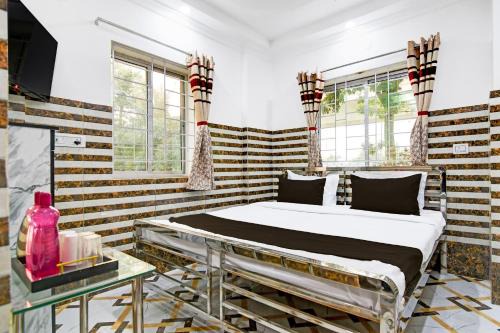 Super Hotel O Hiland Park Formerly Ayush Villa