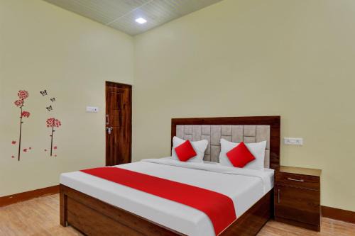 Super Hotel O Madhuraj Palace Takrohi Road
