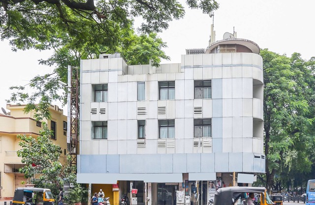 Super OYO Collection O Hotel Pearl