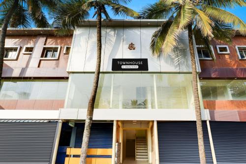 Super Townhouse Marathahalli KLM Fashion Mall Formerly Hotel Avenue