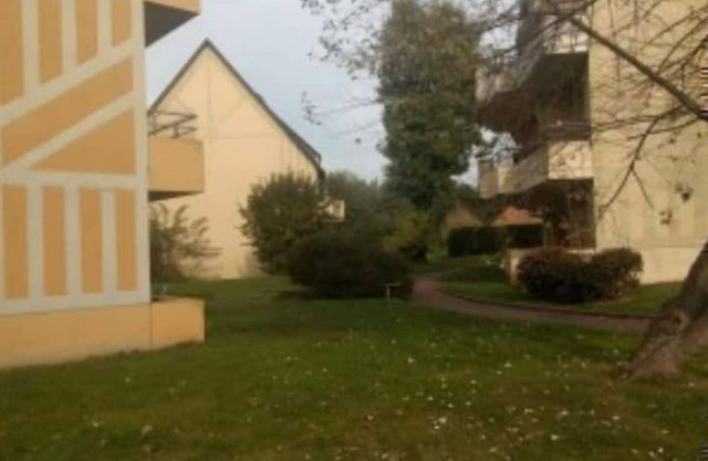 Superb apartment near Deauville with swimming pool