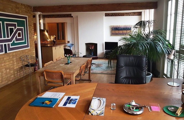 Superb Converted Warehouse in London - Ideal for up to 3 people