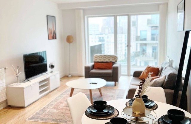 Superb Luxury 2 Bed London Apartment