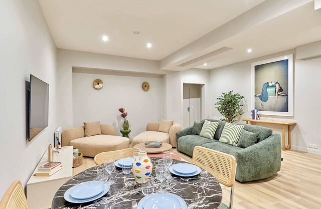 Superb New Apartement Center of Paris