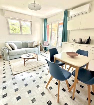 Superbe 4 couchages avec terrasse - Clim - 50m de la mer