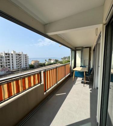 Superbe appartement vue mer garage privatif ferme