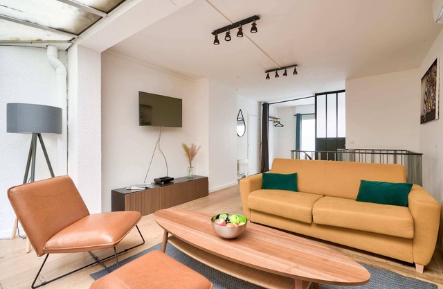 Superbe loft avec patio - Tour Eiffel