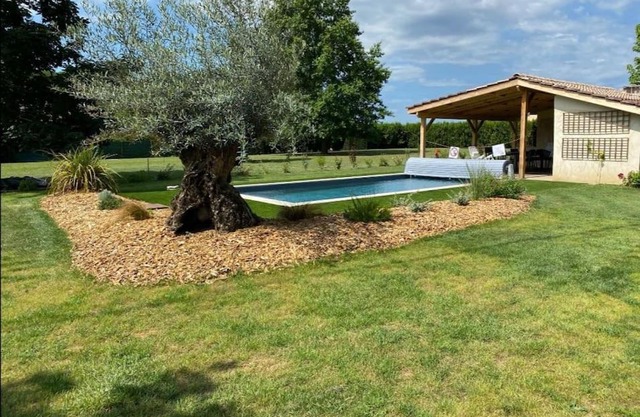 Superbe maison en pierre proche Bordeaux &piscine