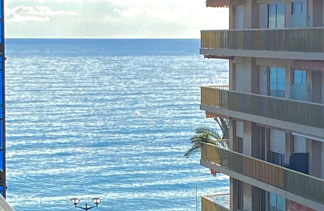 Sur la côte d’Azur, ce logement est idéalement situé