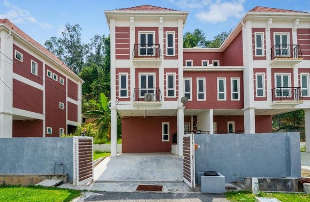 Suraya Homestay Semi-D