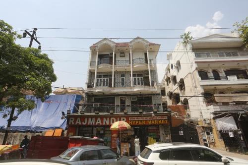Swastik residency Paschim Vihar by twamev