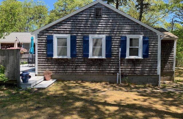 Sweet Cape Cod Cottage! (CS0011)