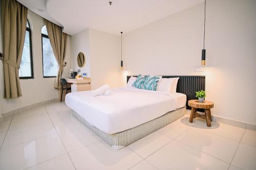 Swing & Pillows - Masjid Jamek Kuala Lumpur