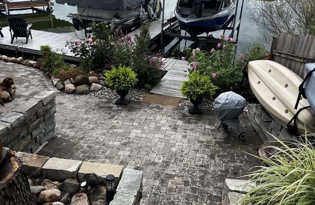 Sylvan Lake Cottage Kerr Island