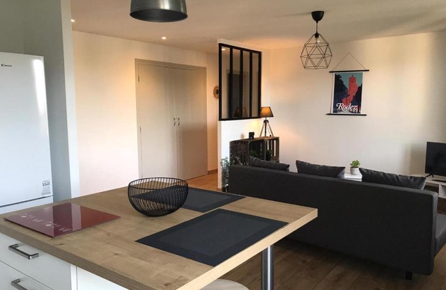 T2 50m2 3*,centre ville,calme,lumineux charme