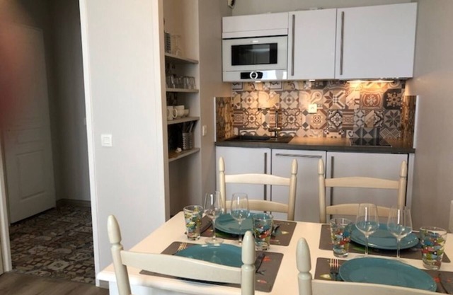 T2 apartment with spectacular ocean view
