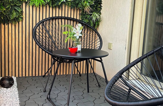 * * T2 cosy, quiet 5 min from the Croisette * *