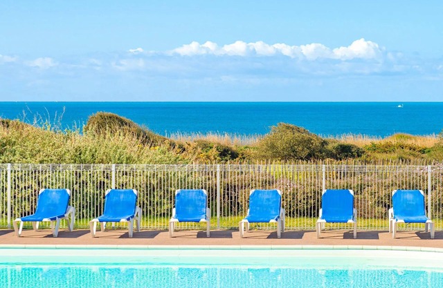 T3 avec vue sur la mer + 2 piscines sur place !