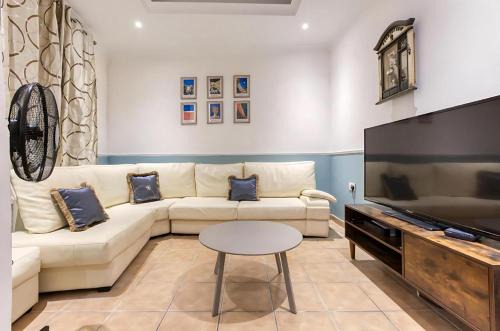 Ta' Lorita - Charming & Cosy Ground Floor Family Home