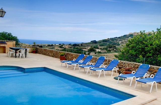 Ta Tonina - Amazing situated poolvilla with large terrace for max 6 persons