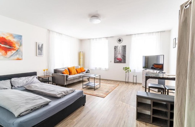 TAGBLATT 2-Zimmer-Apartment