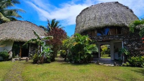 TAHITI ITI - Saltwater Family Huts