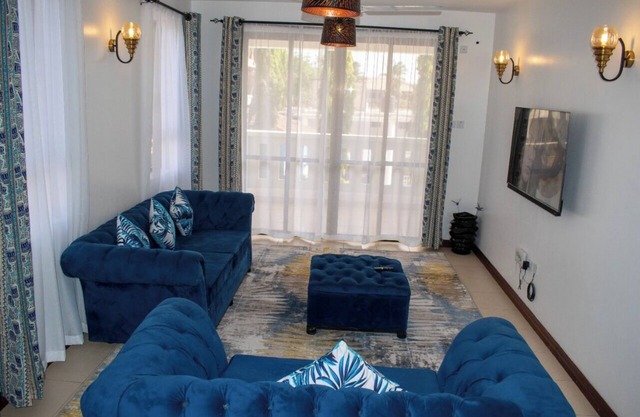 Tai House(home Away From Home