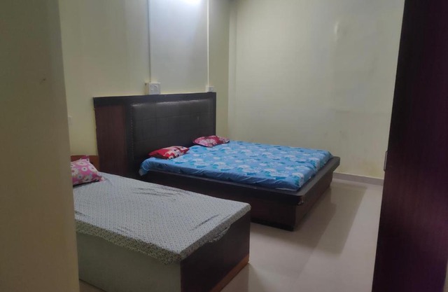 Taj House Home Stay