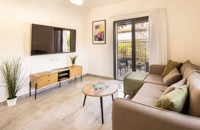 Talpiot Market Vista apartment