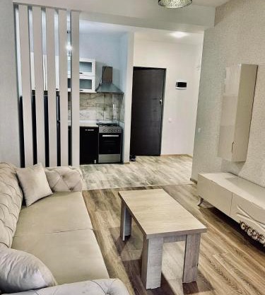 Tamos Apartment