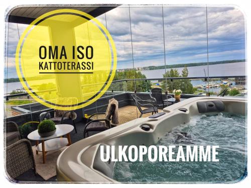 TAMPERE PENTHOUSE-tasokas moderni kaupunki huoneisto huipulla -ISO JACUZZI omalla KATTOTERASSILLA - AURINKOTUOLIT ja Aurinko odottaa Sinua - huikea maisema- - 10 HLÖ - free parking