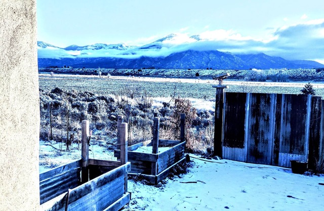 Taos countryside cottage with Breathtaking views