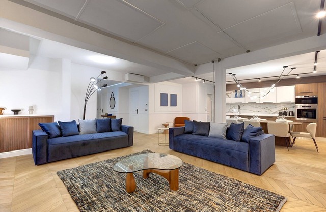 TBS 165 - Fabulous suite near the Eiffel Tower