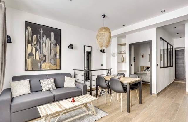 TBS 25 - Charming apartment in Paris