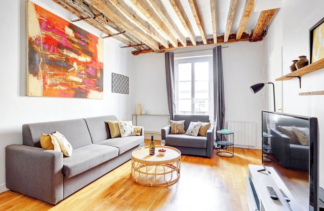 TBS 283 - Stylish apartment in the Heart of Marais