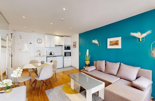 TBS 551 - Bright and elegant apartment