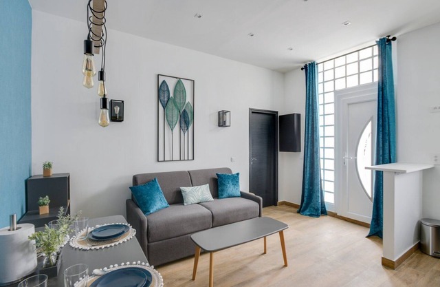 TBS 8 - Charming apartment in Paris