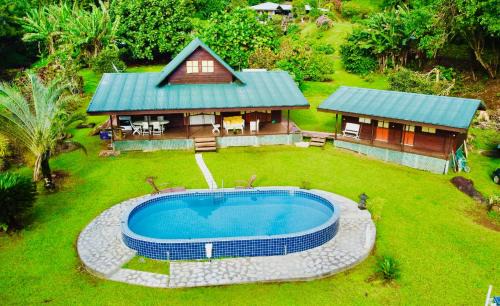 Te Fare Manulani