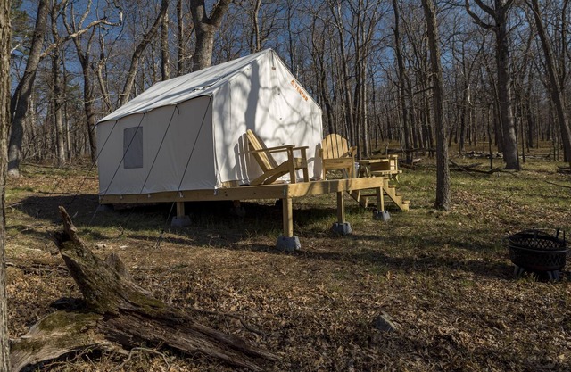 Tentrr State Park Site - WV Cacapon State Park - Site E (2.2 miles past Cacapon