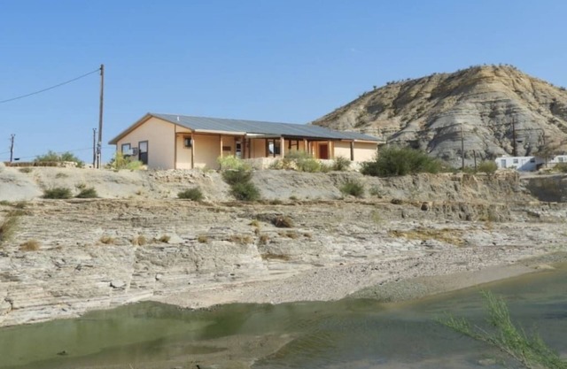 Terlingua Creek Porch House: On Terlingua Creek