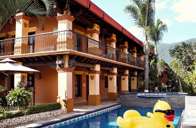 Terra-Cotta in Oaxaca’s top neighborhood