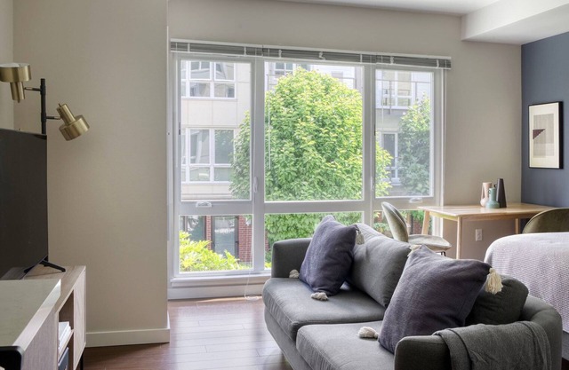 Terrific Bellevue Studio w/Theater & Overlook, nr Bars, by Blueground