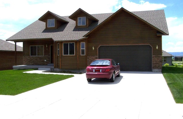 Teton Peek Retreat - Unique 4BR 3BA; Near Downtown Driggs & Grand Targhee