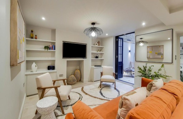 The Argyle Collection near Kings Cross St Pancras - by Short Stories London