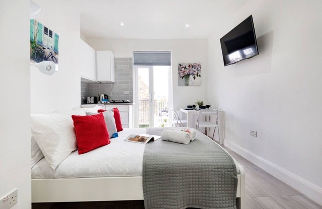The Armadale Road Residence II