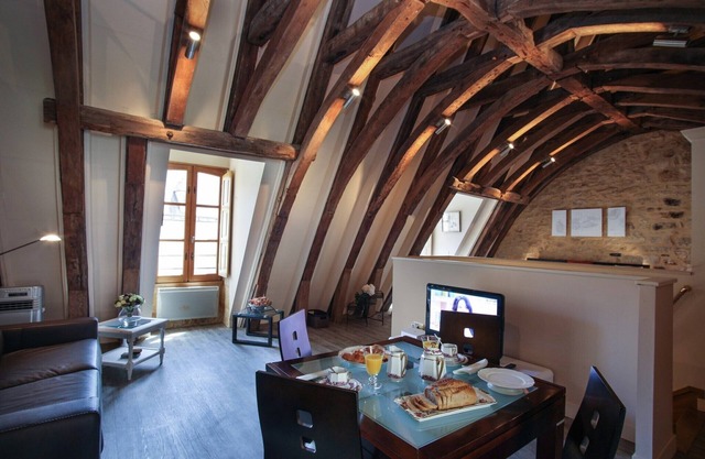 THE ATTIC OF THE CHAPTER